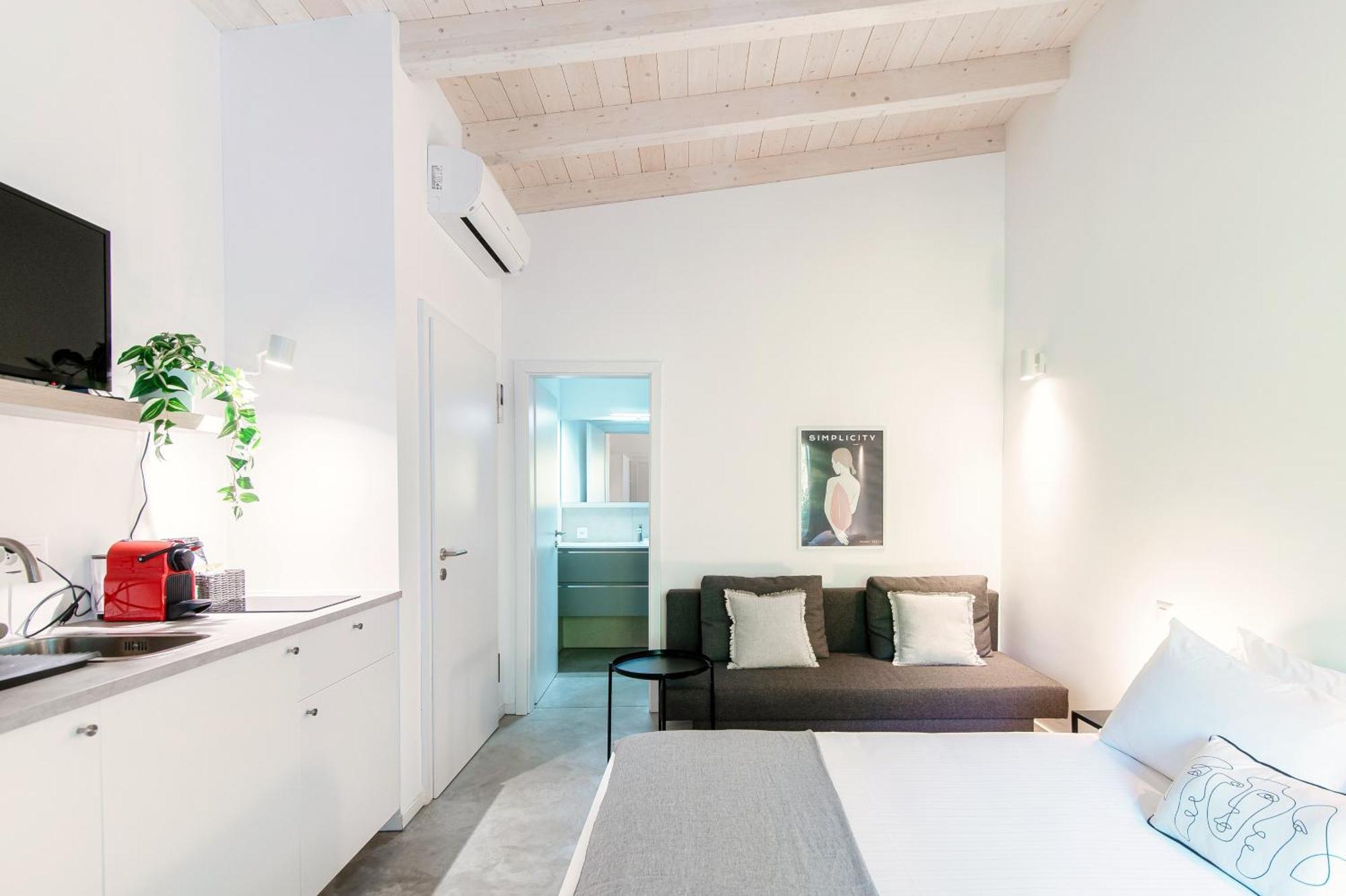 Le Betulle Studios By Quokka 360 - Studio Apartments By The Origlio Lake מראה חיצוני תמונה