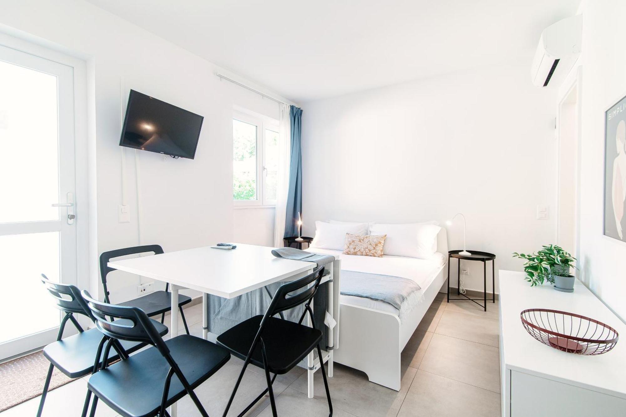 Le Betulle Studios By Quokka 360 - Studio Apartments By The Origlio Lake מראה חיצוני תמונה